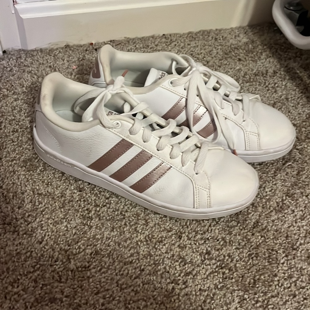 Adidas Cloud Foam Grand Court Rose Gold Women’s 7.5